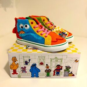 Vans x Sesame Street Sk8-Hi toddler size 9